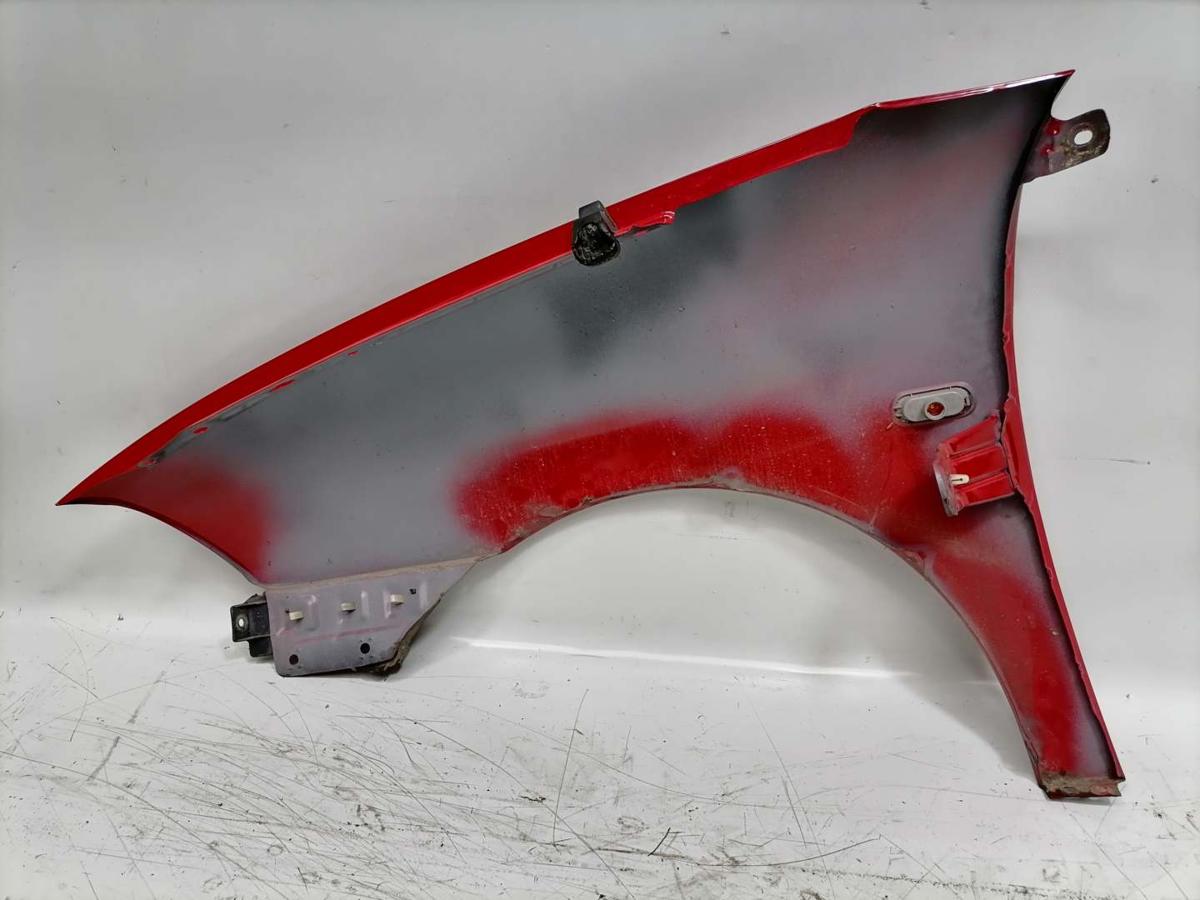 Seat Ibiza 6L original Kotflügel vorn rechts LS3H Emocion Rot Bj.2008
